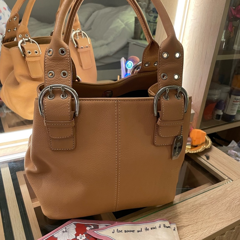Tignanelli Tan Leather Handbag silver hardware